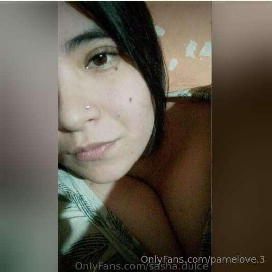 this simple girl @sasha.dulce will warm you up and wake up y..