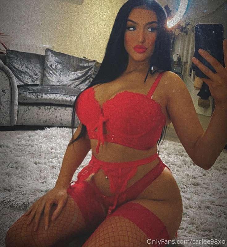 I’ll be taking new content later... message me your requests..