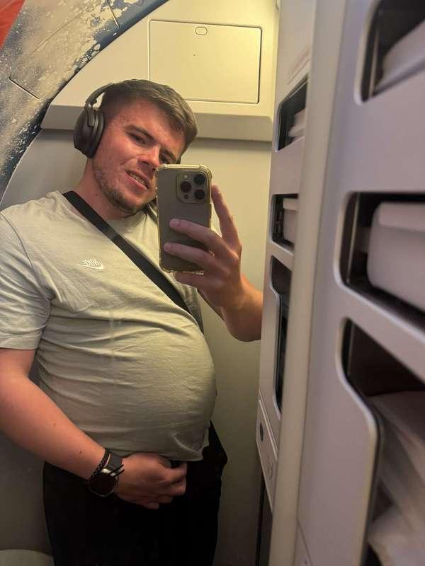 Feeling extra large after my vacation !