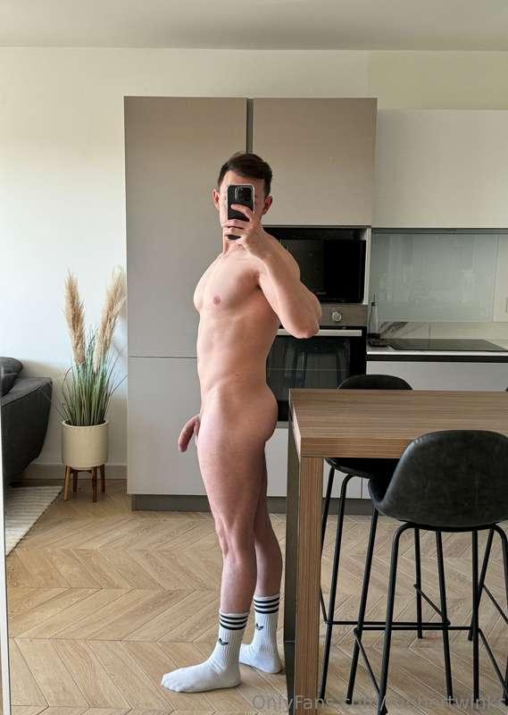 Swipe to make it hard , do it 😏