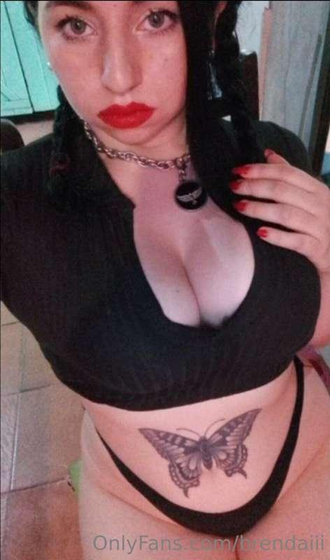 FRE FRE @julietamicaelaa
I'm horny daddy we play?🥵
Sexting.🔥..