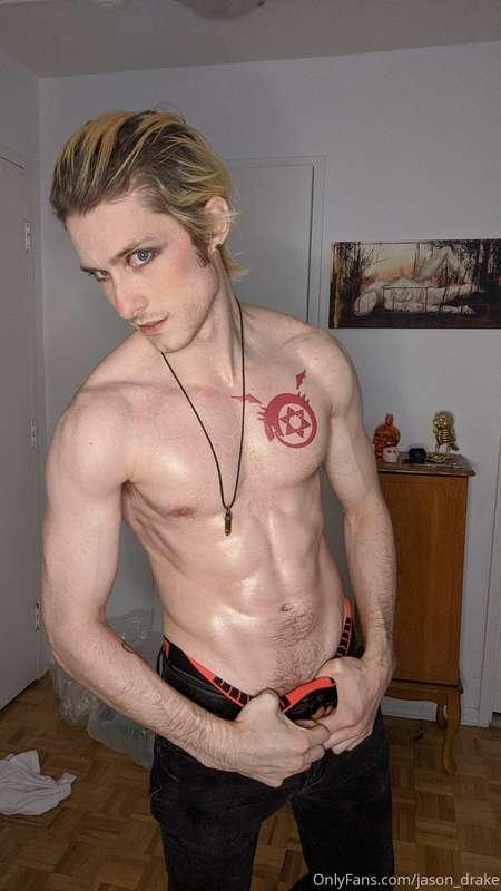It's sweaty work to look this hot. Then again, I'm sure you ..