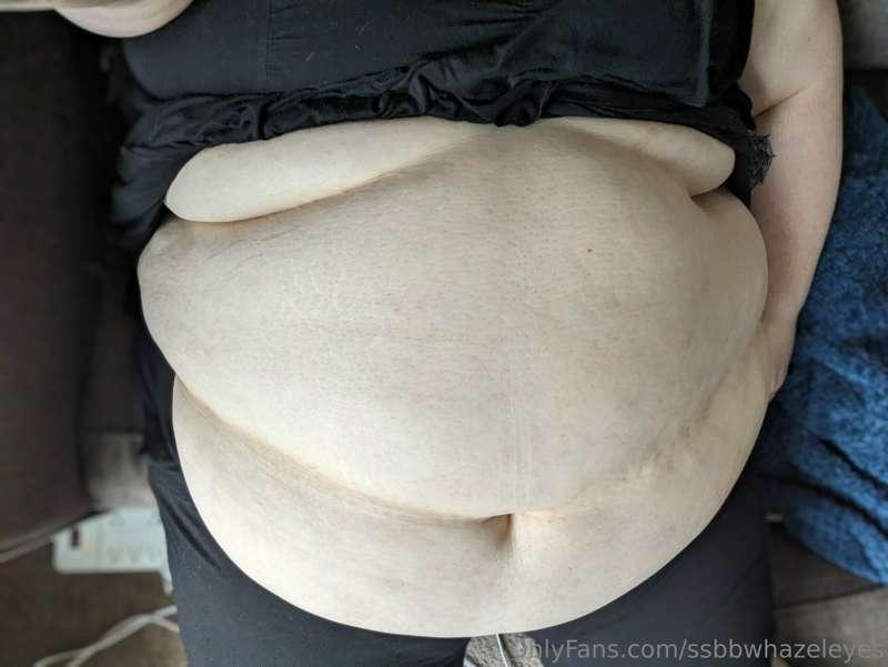 Nothing better than getting home and freeing this big fat be..