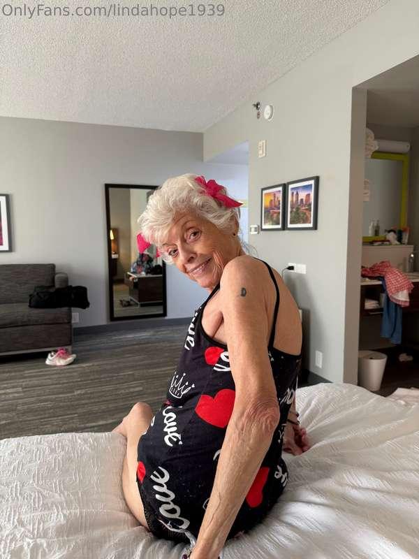 I know that look… you’re interested 💋