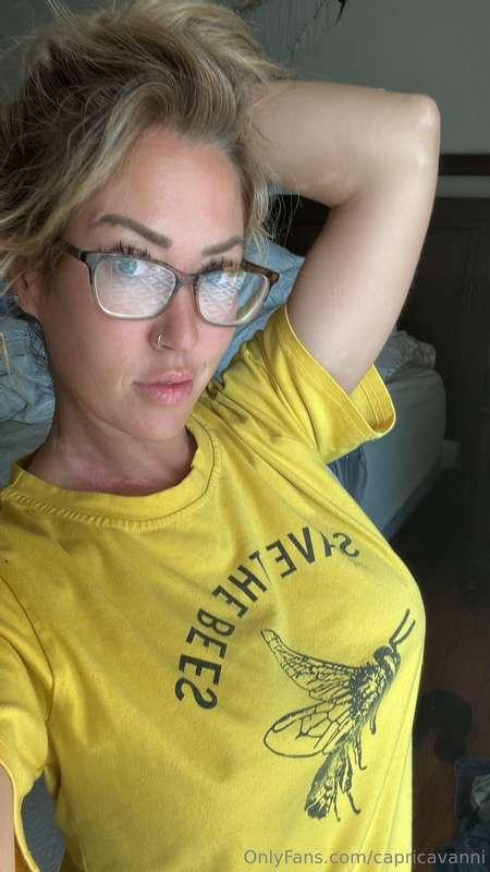 Good morning, hun. Here's a little selfie for you, so you ca..