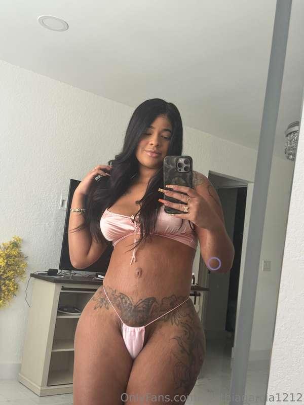 Im horny and online tip 5$ for a suprise in dm asap! ♥️🔥