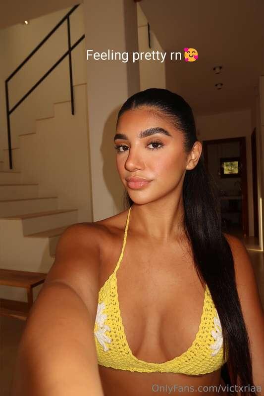 your yellow <33