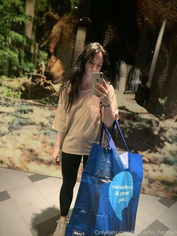 I am moving, wish me a good luck  🍀🥰