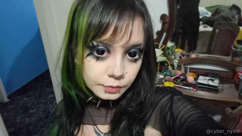 this was my new years eve look btw <3 i didnt have any good ..