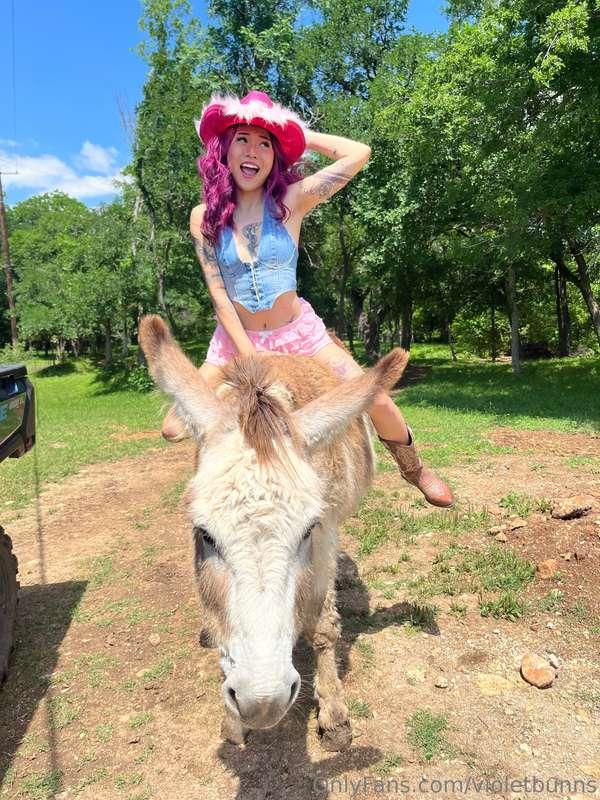 It’s my birthday…
Follow me here @violetmae420