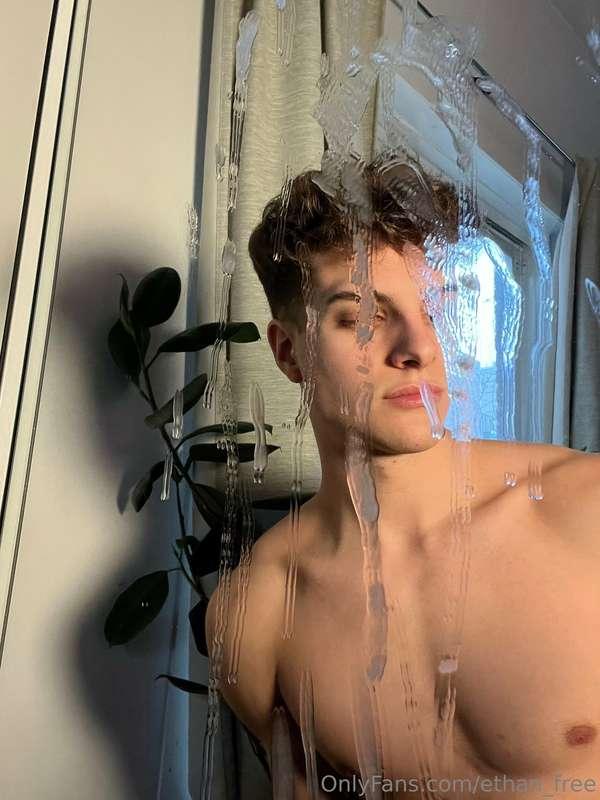 I cum a lot 🤭