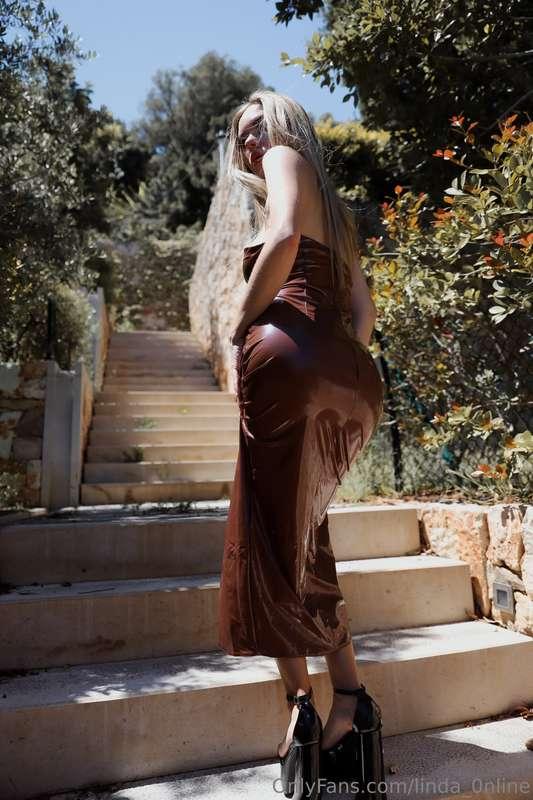 that one of my favorite dresses!