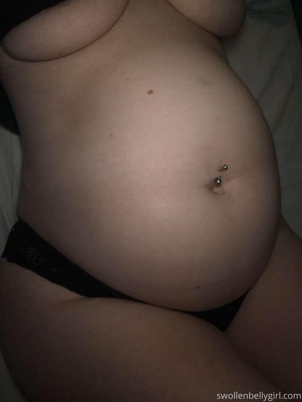 Super stuffed after dinner, just lying in bed wishing someon..