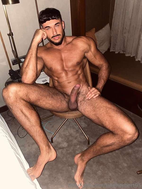 You sucking or sitting ;)