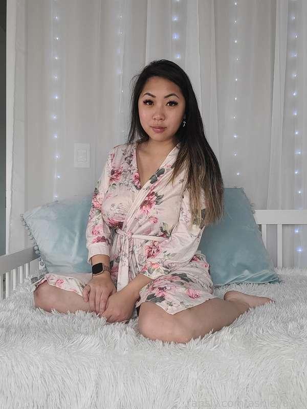 ashleyaoki image #0