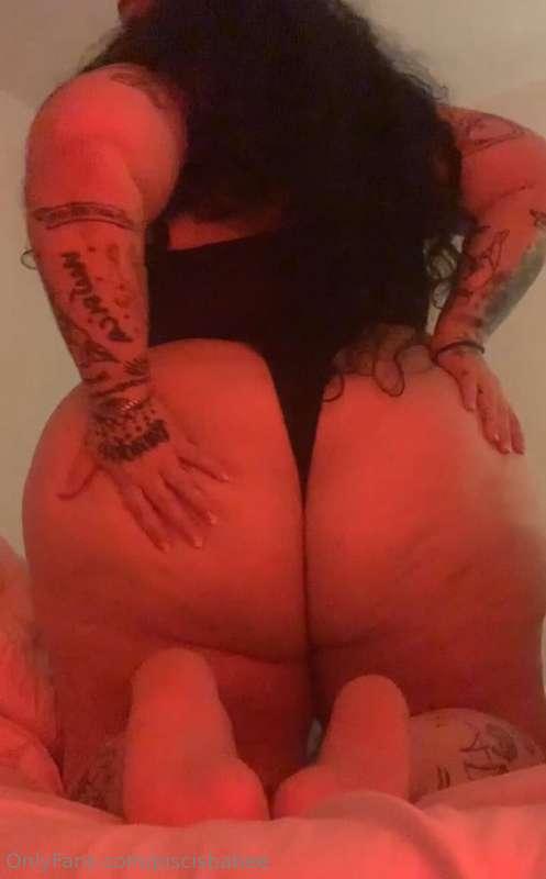 so much chubby and slutty for you? 
