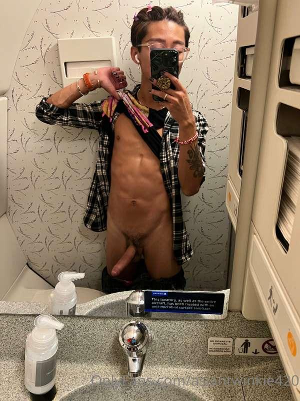 Been getting hard on the plane lately, could use some help 🥴..