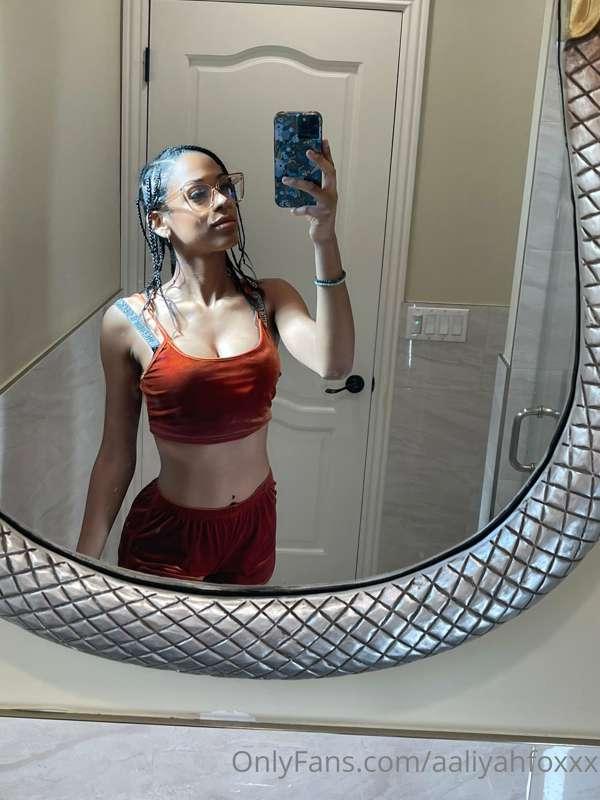 VALENTINES DAY LIVE AT 8pm(pst)💖💖💖💖