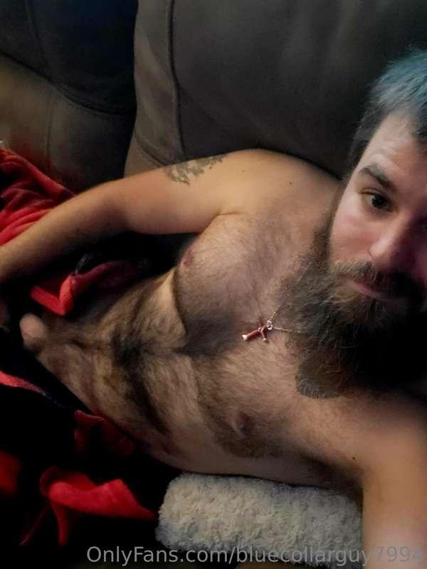 Finally back home showered and relaxing 😊😊