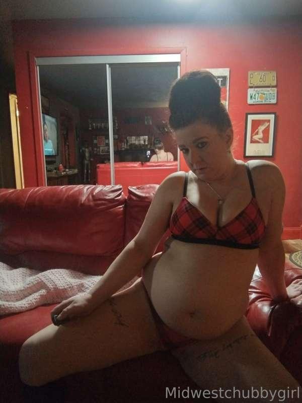 midwestchubbygirl image #0