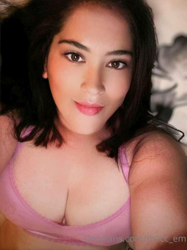 Do I make you think of naughty things? 😇