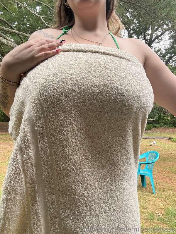towel is there for your safety 🤭