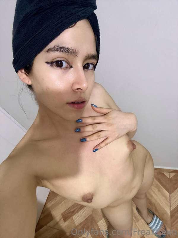Would you take a shower with me? 💦