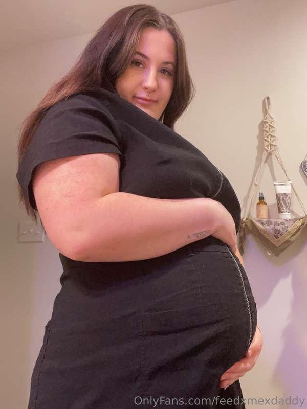 I seriously love looking fat in public