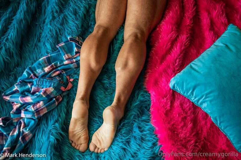For all my feet people: another shot from my best shoot with..