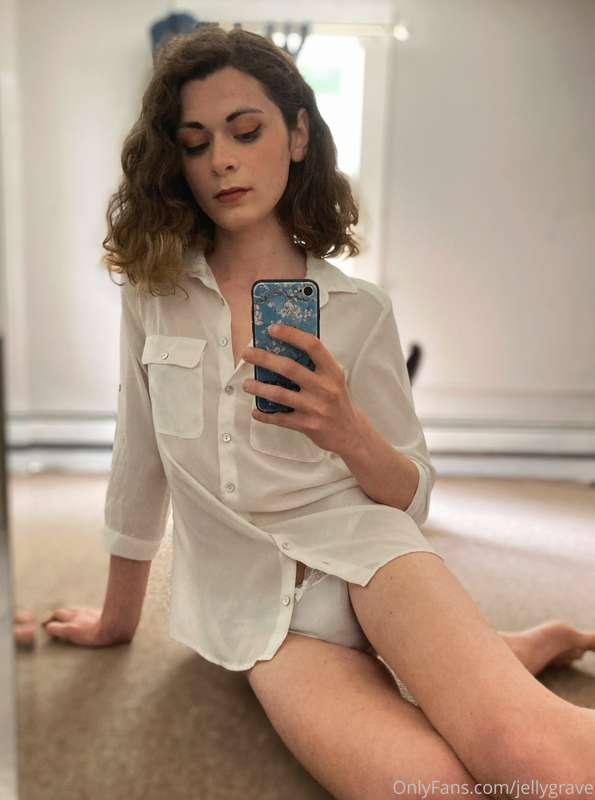 I can’t help but admire myself in the mirror (and apparently..