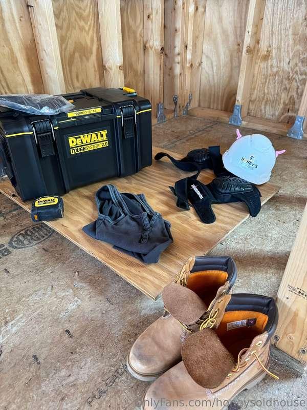 Making some fun construction content for you guys 😈