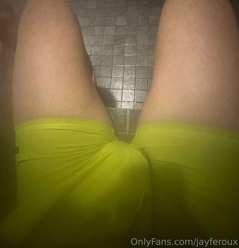 Who’s tryna join me in the gym sauna 😏 ?