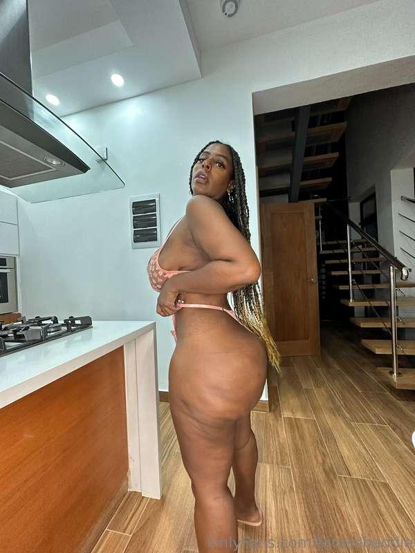 Thich thighs save lives 🤭