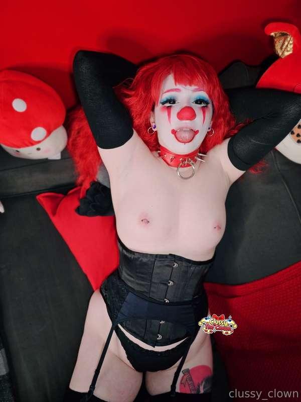 clownclussy main image
