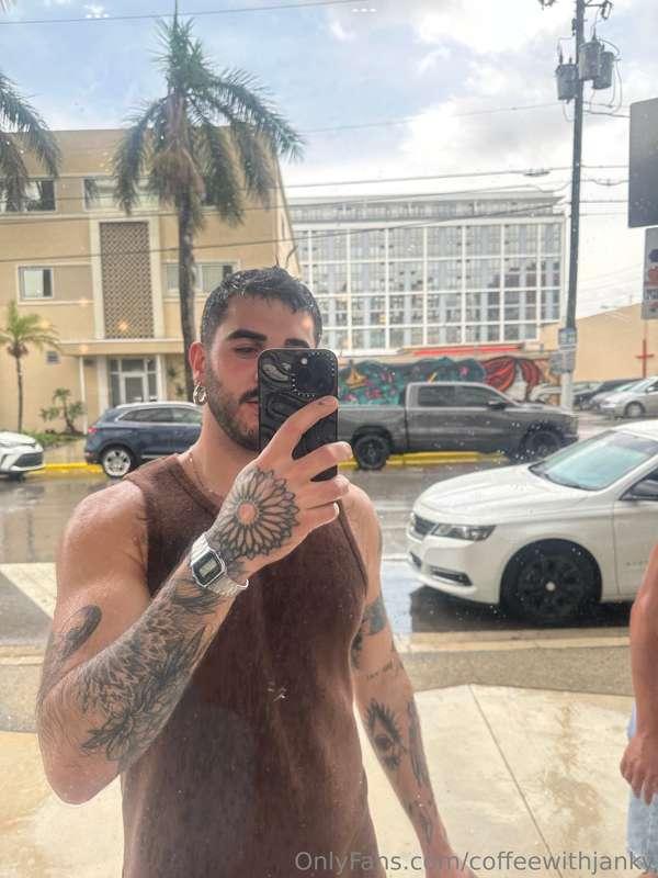 got caught in the rain in miami 🌧️ 