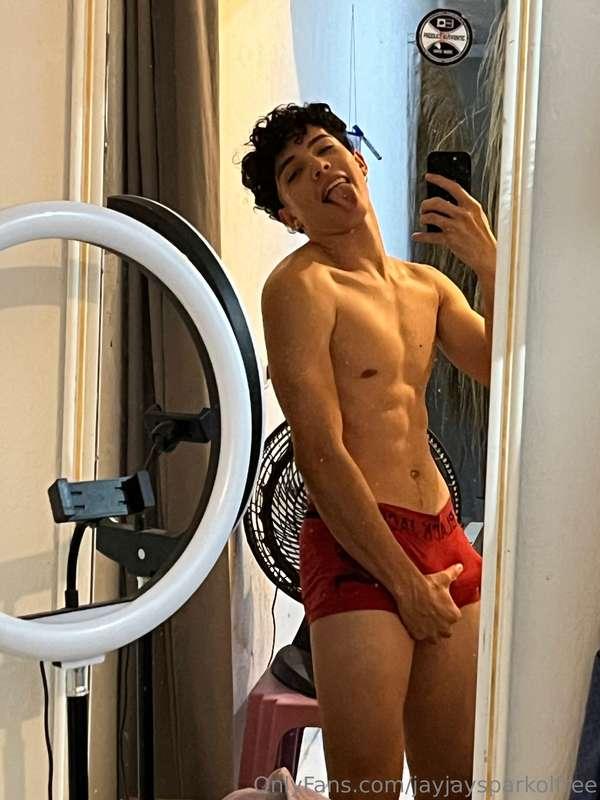 You have no idea what this tongue can do... 😏Come discover o..