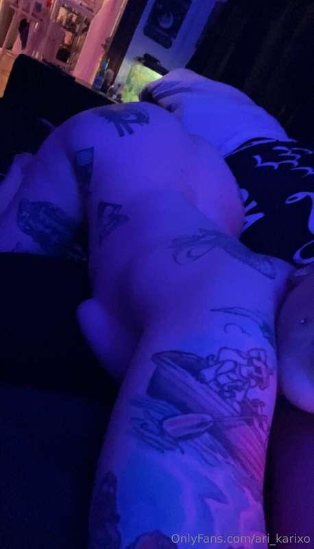 when ur fresh out the shower & he wants u immediately 🫦🫦🫦