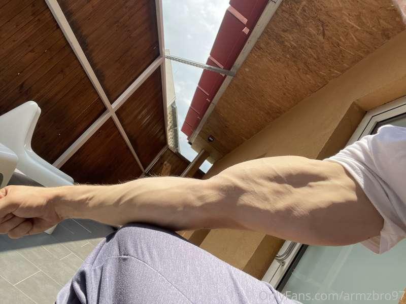 armzbro97 main image