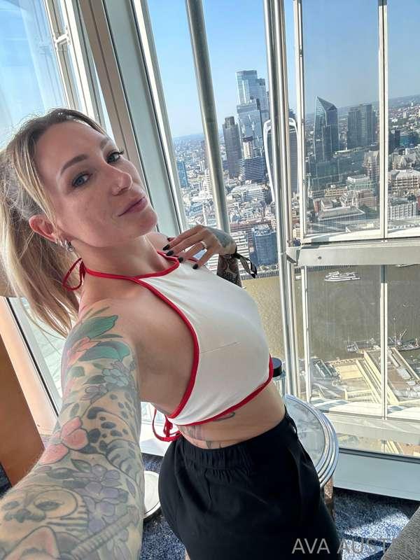 ava_austen image #2