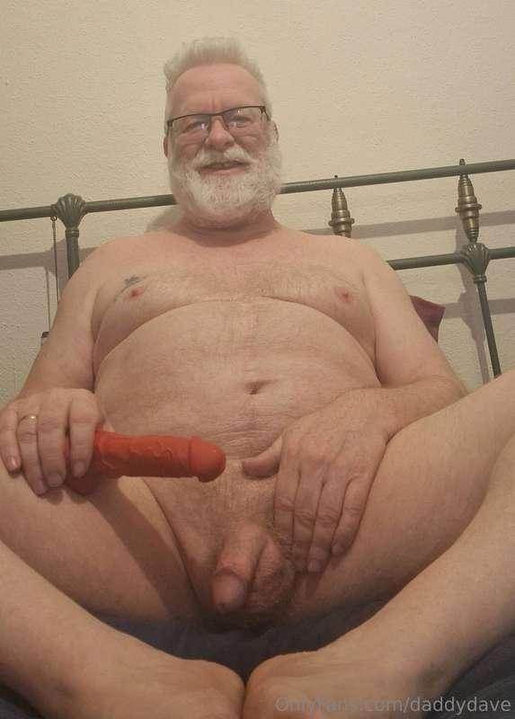 Where did the dildo appear from! 🥳😳