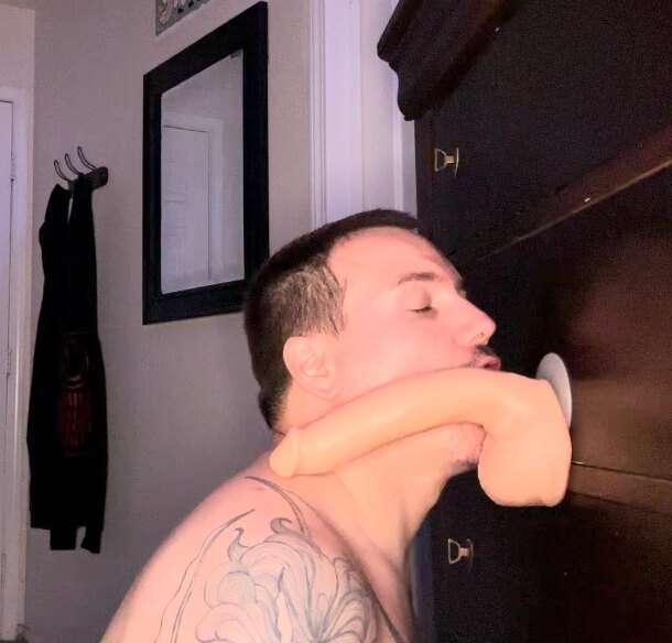 *Deepthroat Practice!* 😝