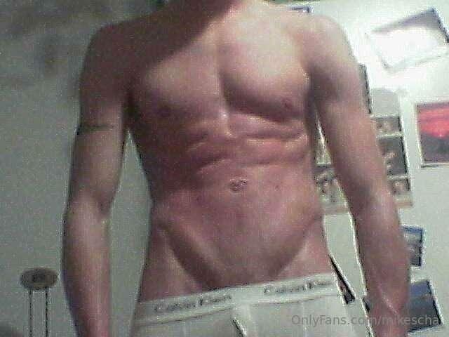 Hallo......  hello.....