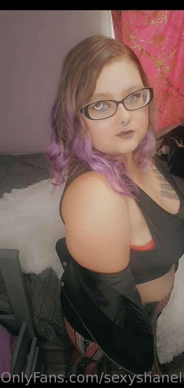 My husband's not home. Come play 😈😈