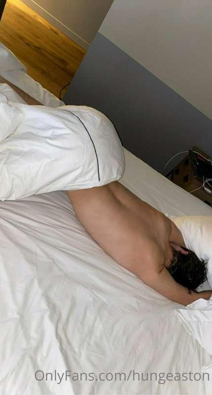 WHO LIKES THIS VEIW OF ME GETTING DESTROYED BY A MY BOYFRIEN..