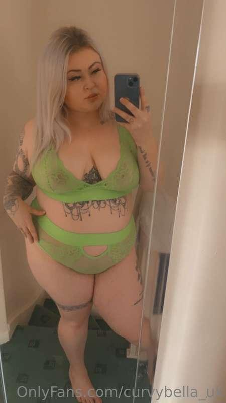 curvybella_uk image #2