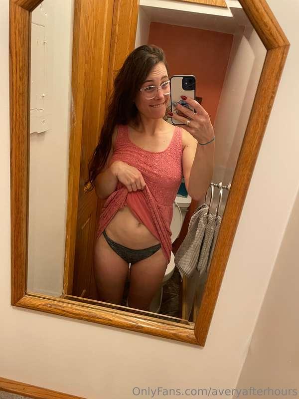 averyafterhours image #0