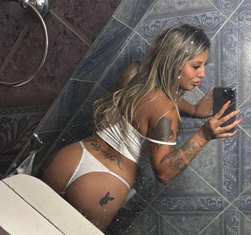  ONLINE NOW  Follow my best friend  @lulypetitte FREE SUBSCR..