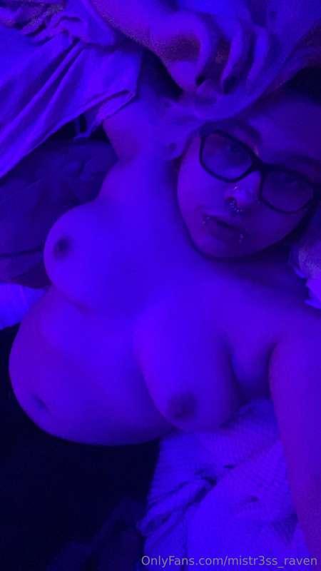 mistr3ss_raven image #0