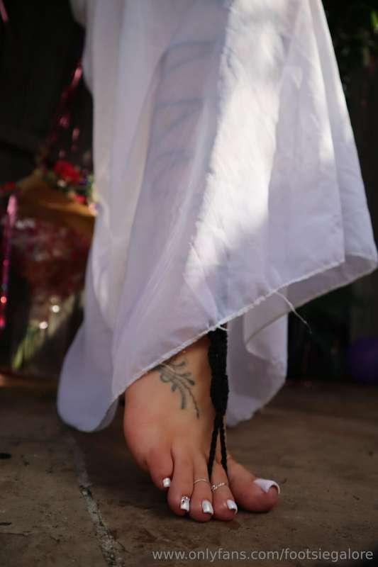footsiegalore image #14