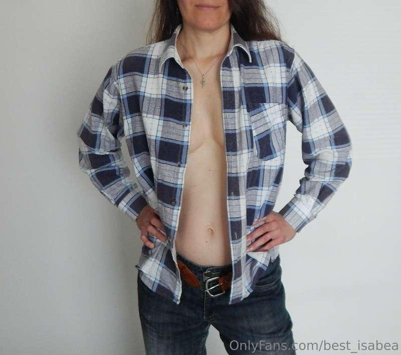 How to wear a shirt